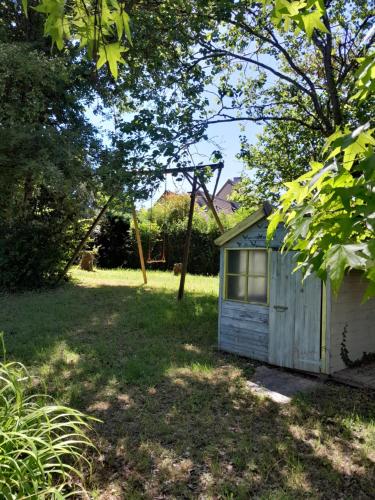 Ravissante longère avec grand jardin et cheminée Pellevoisin france