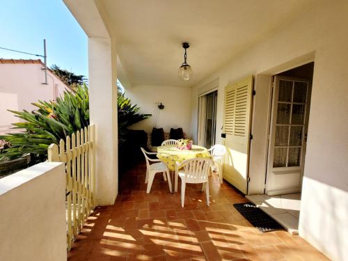 RDC de Villa de 35 m2 - 400 m Plage Six-Fours-les-Plages france