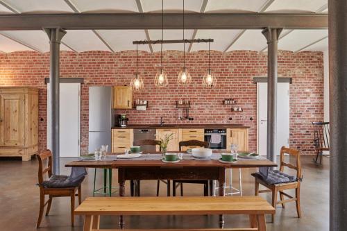 re~barn - Modern Country Stay Essel allemagne