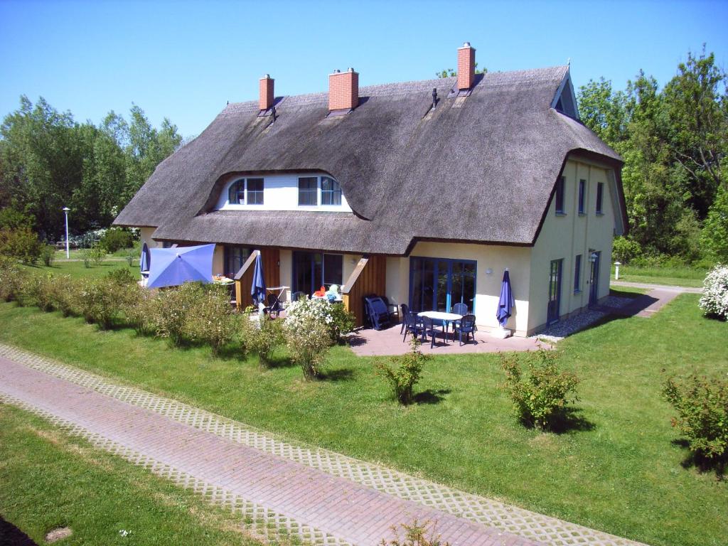 Maison de vacances Reetdachhaus Malve 2 mit Kamin für bis zu 6 Personen Puddemin 12, 18574 Puddemin