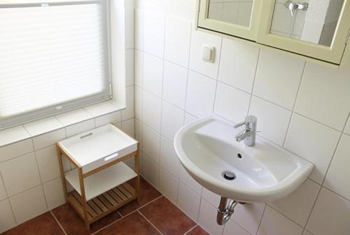 Maison de vacances Reetdachhaus R1 Zeltplatzstraße 9 Karlshagen