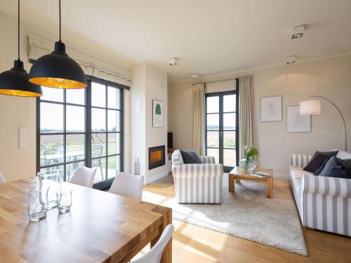 Maison de vacances Reetland am Meer - Premium Reetdachvilla mit 2 Schlafzimmern, Sauna und Kamin E11 Nonnevitz 25 a-b Dranske