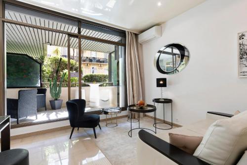 Appartement REF 1431 - Nice1 bedroom apartment - Gray d'Albion 20 bis Rue des Serbes Cannes