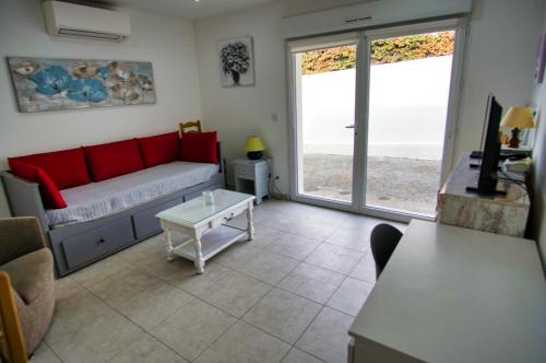 Appartement Ref RAY - 3p Super-Antibes des Anémones, 37 Antibes