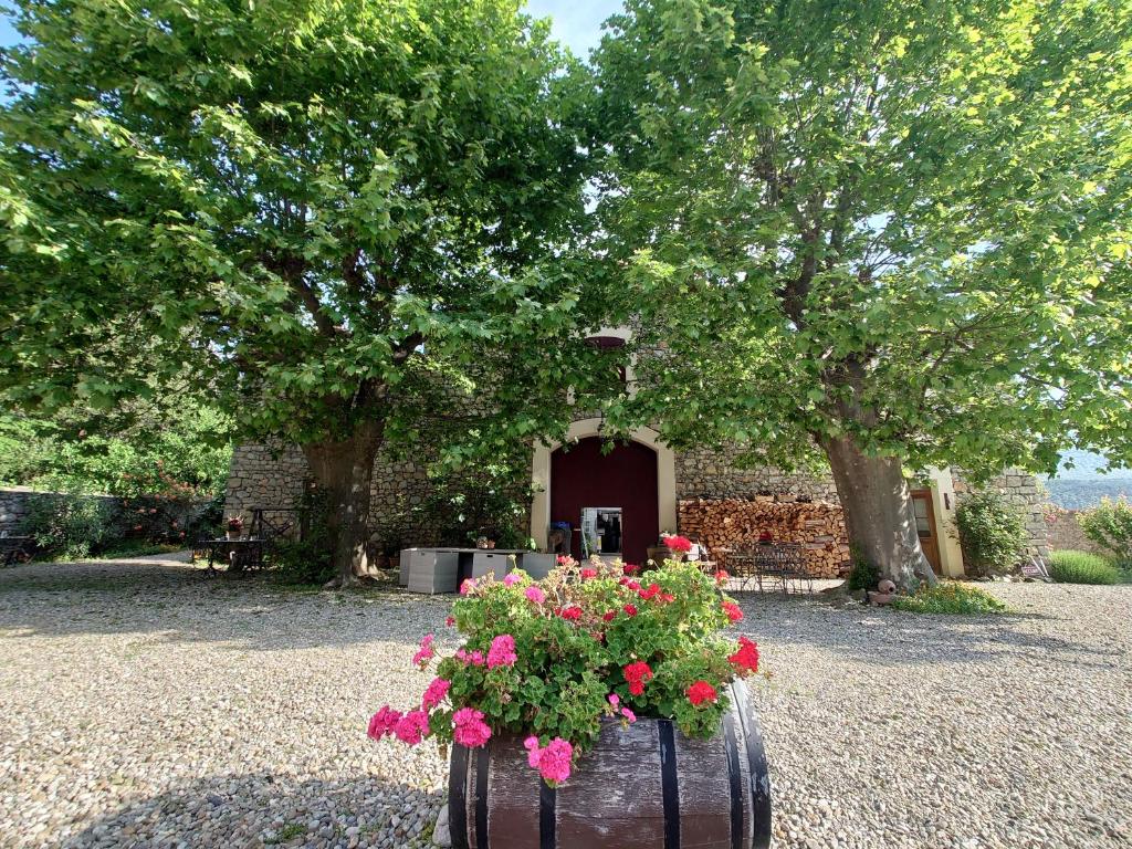 Maison d'hôtes Relais de Laval 33 Avenue du Roussillon, 66220 Caudiès-de-Fenouillèdes