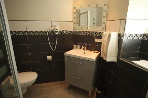 RELAIS DU TAURION Saint-Priest-Taurion france