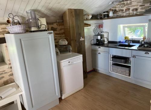 Maison de vacances Remarkable 6pers Cottage in the nature off Mialet 7 Les Parcs Chalais