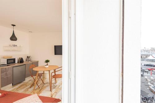 Appartement Renovated Apartment On The Old Port 5 bis Rue Pytheas Marseille