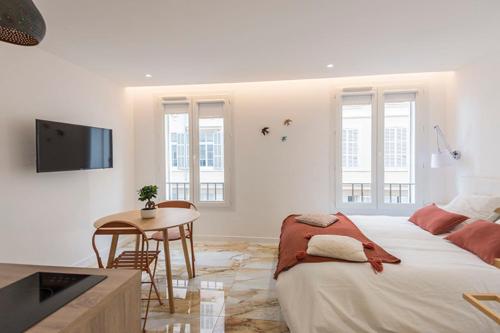 Renovated Apartment On The Old Port Marseille france