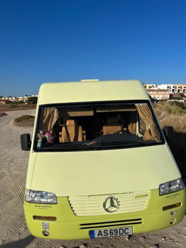 Tente de luxe Rent a BlueClassics 's Campervan AUTOSTAR in Algarve au Portugal Blue Classics 10 Rua dos Operários Conserveiros Portimão