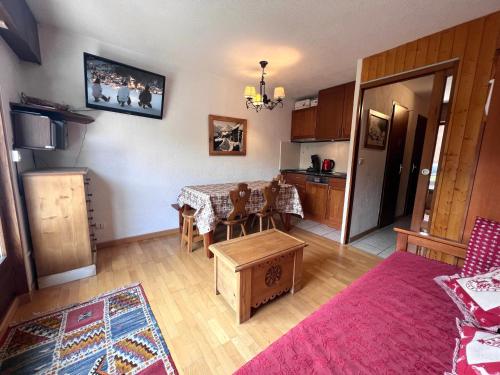 Appartement Résidence 3-301 - 2 pieces vue montagne des Houches-Chalet 3 142 La Clusaz