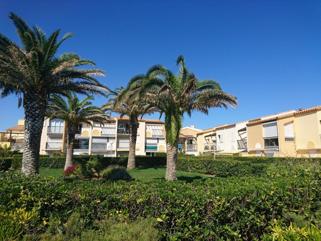 Appartement Résidence Aquaplage 45m2 front de mer plage Richelieu appart 59 rez de jardin 2 Rue du Pacifique, 34300 Le Cap d\'Agde