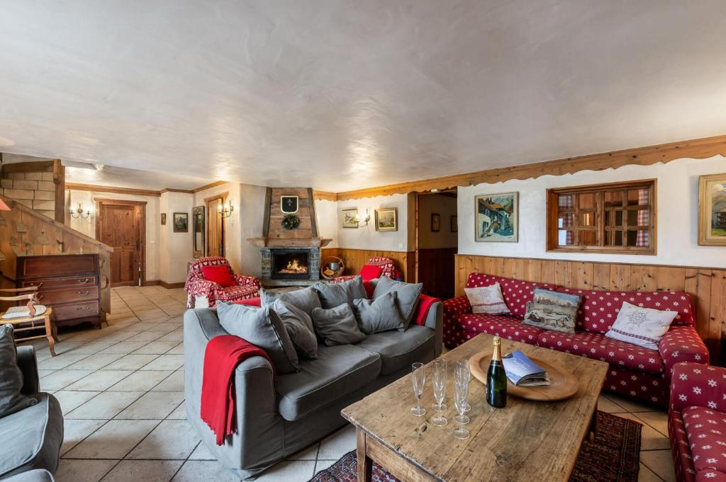 Chalet Résidence Barragiste - Chalets pour 12 Personnes 924 Rue des gravelles, 73120 Courchevel