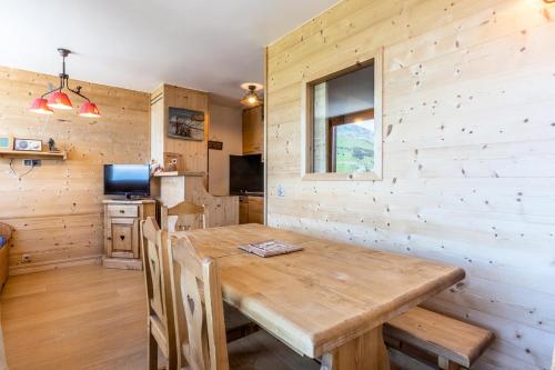 Appartement Résidence Creux de L'Ours A - Appartement CREUX DE L'OURS A60 pour 6 Personnes Galerie du Ruitor - Station Meribel-Mottaret Les Allues