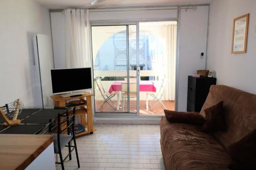 Appartement Résidence Floralies 2 - Studio pour 4 Personnes 694 224 avenue du palais de la mer, IRIS FLORALIES 2 N°3809- 2ème ét-Pk N°2109 Le Grau-du-Roi