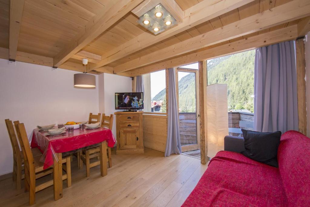 Appartement Résidence Grand Roc - Campanules 404 Happy Rentals Chemin Sous La Grand, 74400 Chamonix-Mont-Blanc
