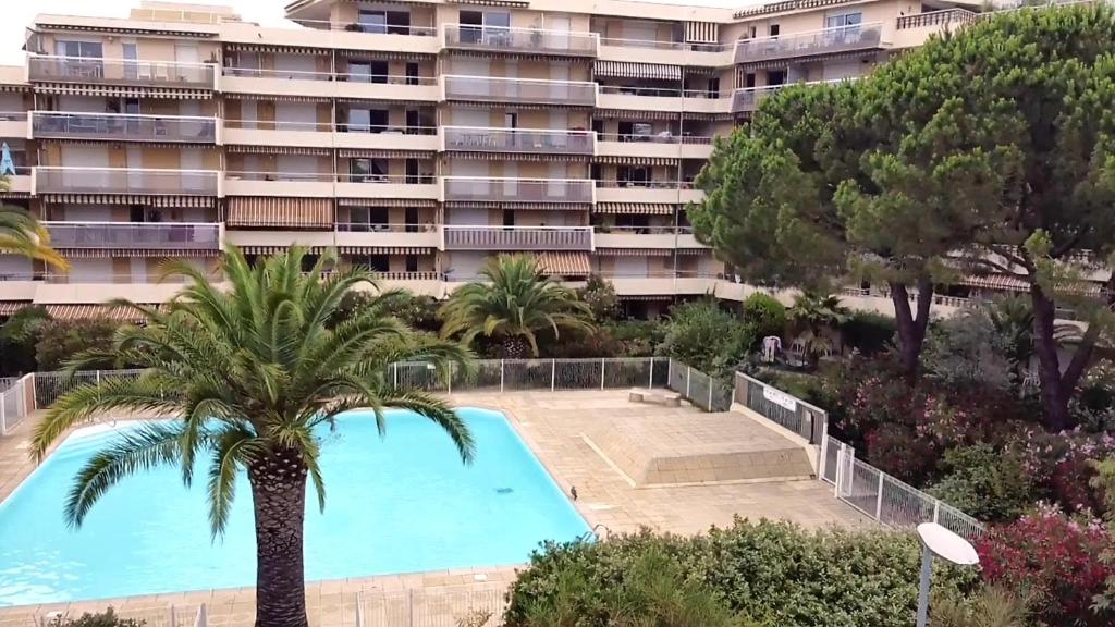 Appartements Résidence La Miougrano Frejus plage 1376 Avenue de Provence, 83600 Fréjus