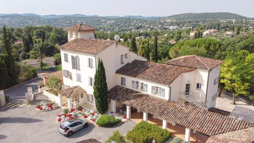 Appart'hôtel Résidence La Tour Carrée - Grasse Sud 11 chemin des Chèvrefeuilles Peymeinade