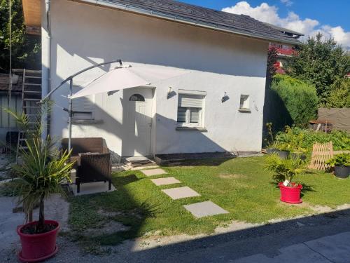 Appartements Résidence Lawawi prés de la gare au calme RDC 3 Chemin des Jardins Albertville