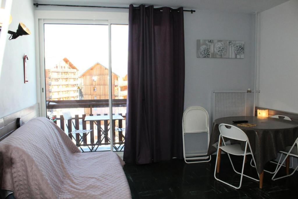 Appartement Résidence Le Bois D'aurouze - Studio pour 4 Personnes 674 Rond Point des Issarts, Superdévoluy, 05250 Le Dévoluy