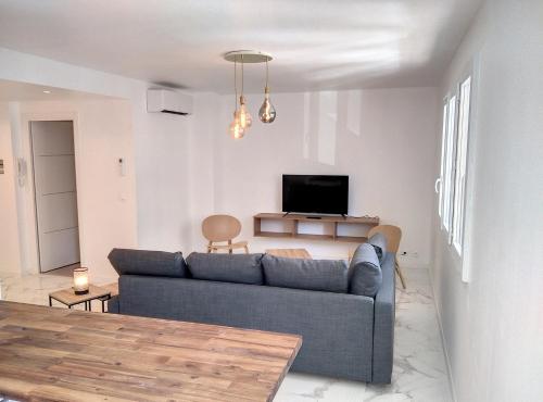 Appartements Résidence le Serra 17 rue Bricka Juan-les-Pins