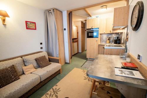 Appartement Résidence Les Melezets 1 - Studio pour 3 Personnes 193211 OFFICE DU TOURISME Modane