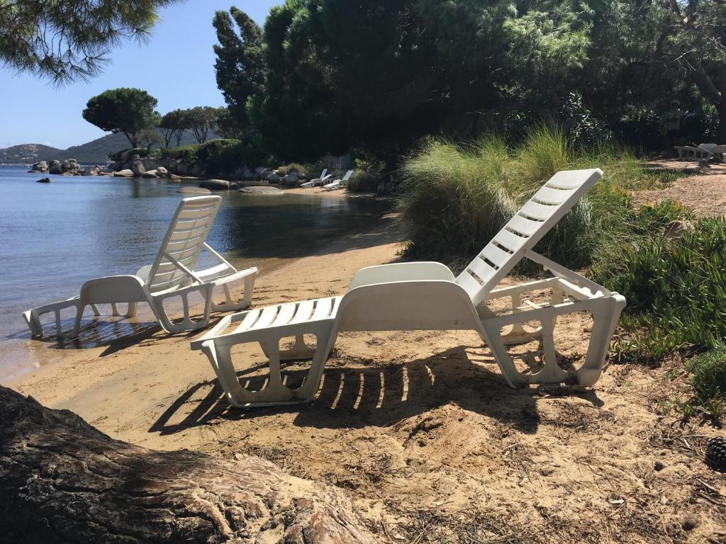 Maisons de vacances Résidence les pieds dans l'eau Pezza Carda BP72, 20137 Porto-Vecchio