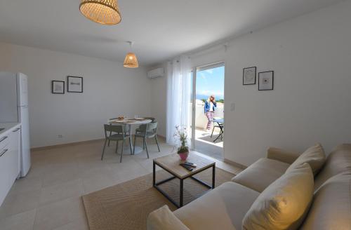 Residence Marina di Bravone - appartement 6 personnes (5 adultes max.) 1er etage N150 Linguizzetta france