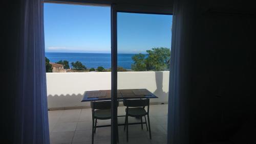 Residence Marina di Bravone - appartement 6 personnes (5 adultes max.) Vue Mer 2ème etage N164 Linguizzetta france