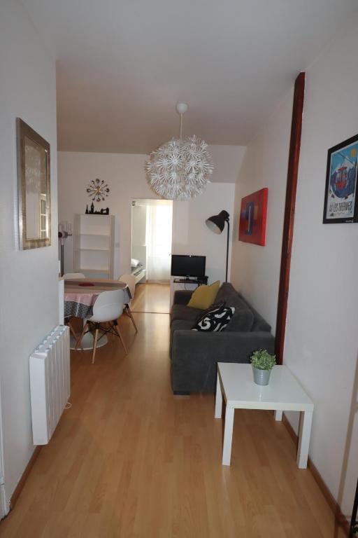 Appartement RESIDENCE MERCADAL 5 Rue Gaspard Astrie, 09110 Ax-les-Thermes