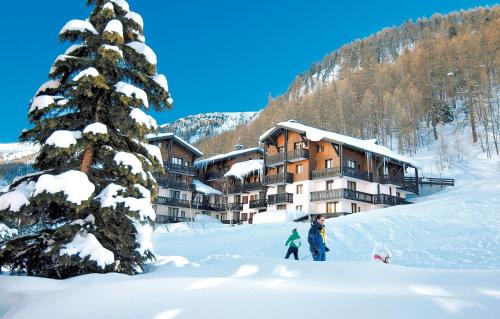 Résidence Odalys Les Hauts du Rogoney Val dʼIsère france