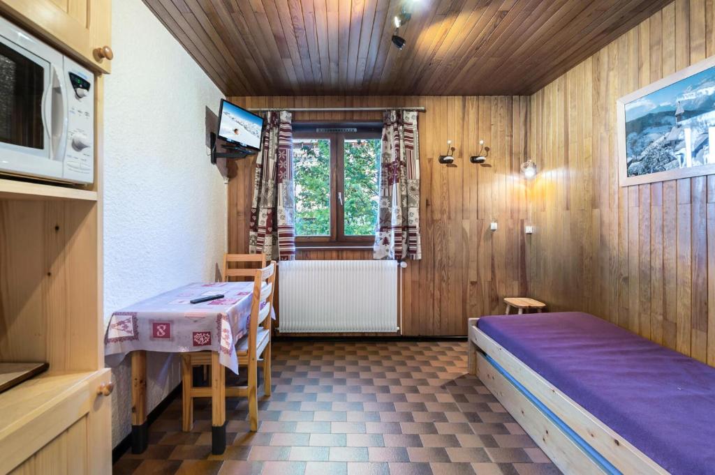 Appartement Résidence Ourse Bleue - Studio pour 2 Personnes 694 411 Rue Sainte BLandine - Station COURCHEVEL MORIOND - Centre - Courchevel, 73120 Courchevel