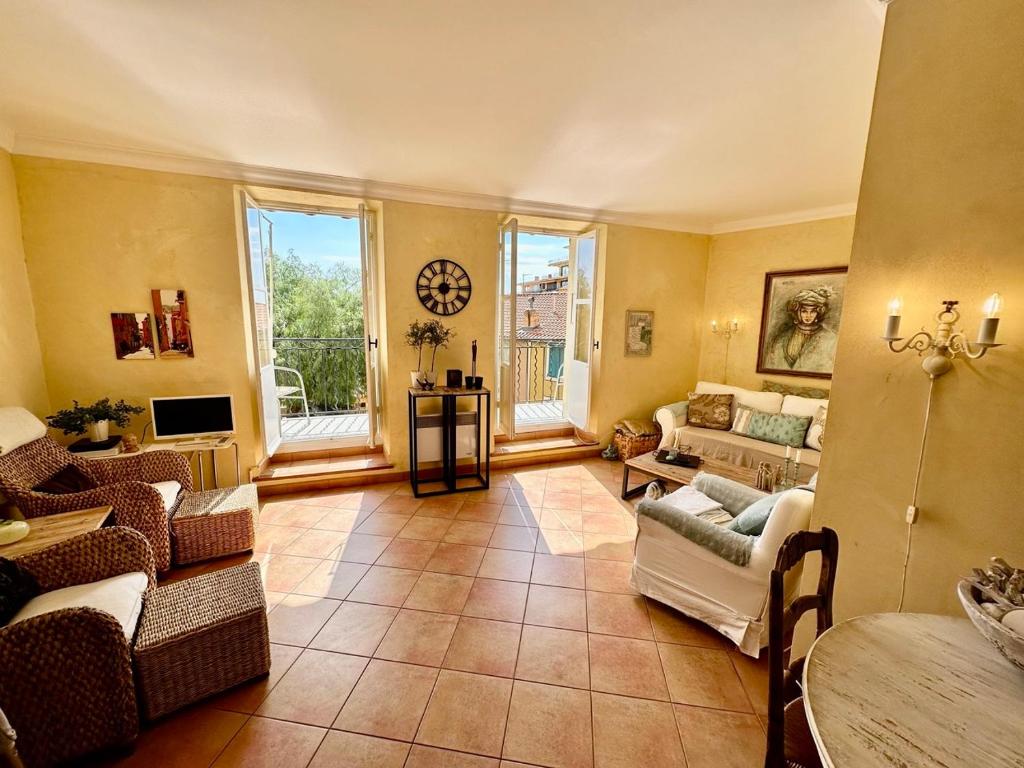 Appartement Résidence Place Poullan 2 Place Félix Poullan, 06230 Villefranche-sur-Mer