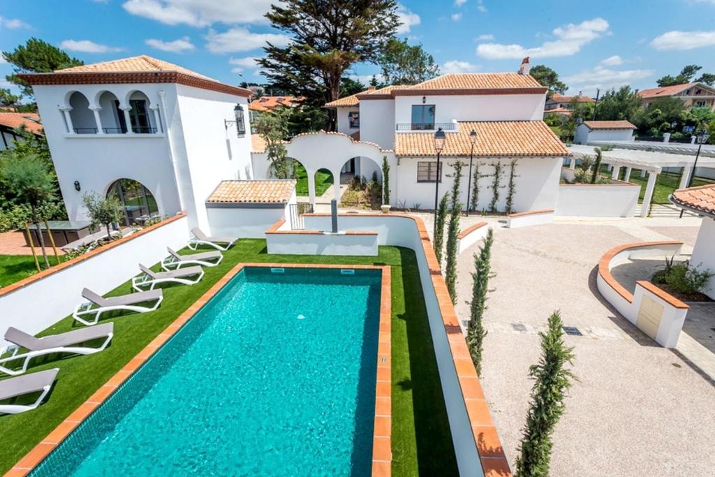 Village vacances Résidence Prestige Odalys Les Villas Milady Avenue de Bidart, 64200 Biarritz