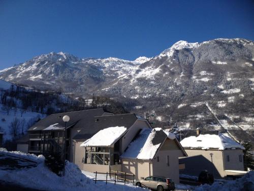 Appartements Résidence Pyrénées Zenith Rue Des Mercarts Luz-Saint-Sauveur