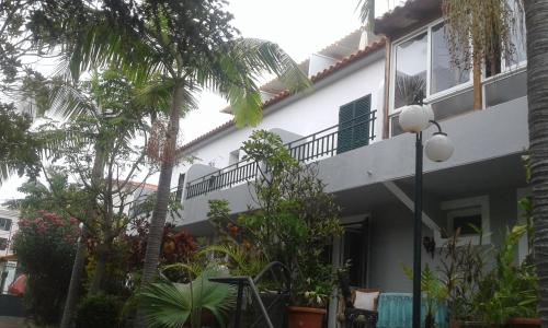 Maison d'hôtes Residencial Melba Azinhaga da Casa Branca, Nº8 Funchal