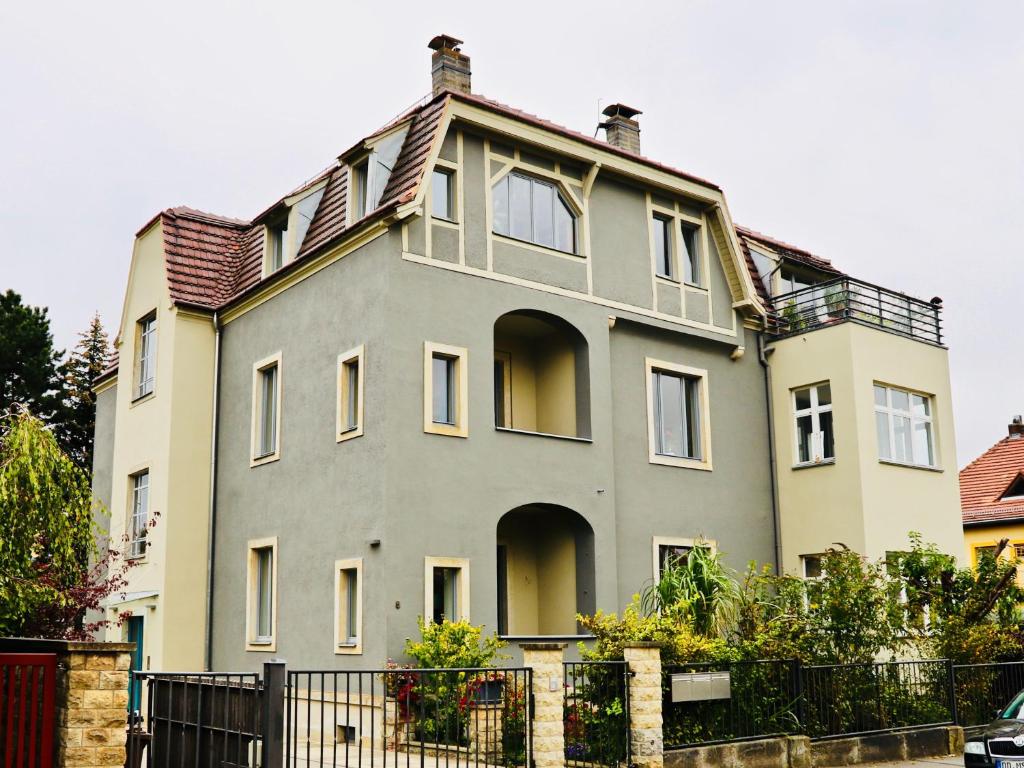 Appartement Residenz am Dresdner Stadtwald Am Bauernbusch 8, 01324 Dresde