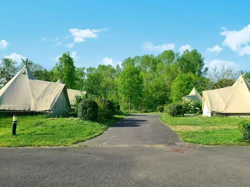 Resort & Camping - Val de Braye Bessé-sur-Braye france