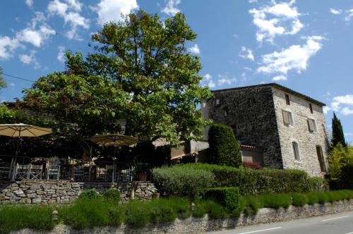 Restaurant et Chambres d'Hôtes La Ferme de Cornadel Anduze france