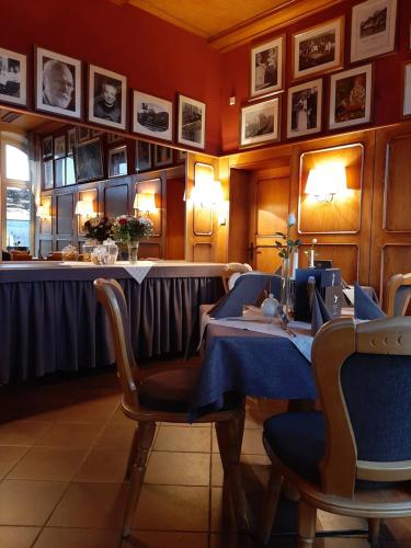 Maison d'hôtes Restaurant & Hotel Zur Falkenhöhe Dresdner Straße 74 Falkenau