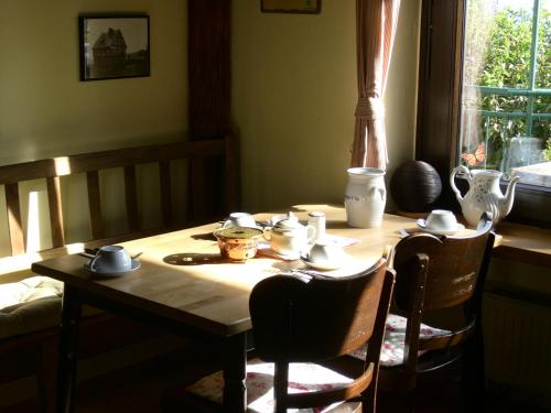 Maison d'hôtes Restaurant und Gasthaus Zur Burgschänke Schulstraße 1 Aremberg