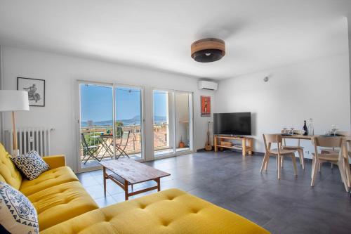 Restful 1 bedroom with AC and sea view terrace - Dodo et Tartine Toulon france