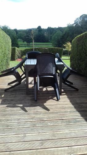 rez de jardin avec terrasse entre mer et verdure Houlgate france