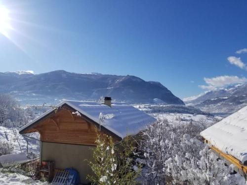 Appartement Rez de maison à la montagne Rua d'Amont 141 chemin des ruas Eygliers