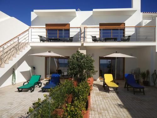 Maisons de vacances Ribalta Beach Houses Rua Dr.Manuel de Arriaga 15 e 17 Ericeira