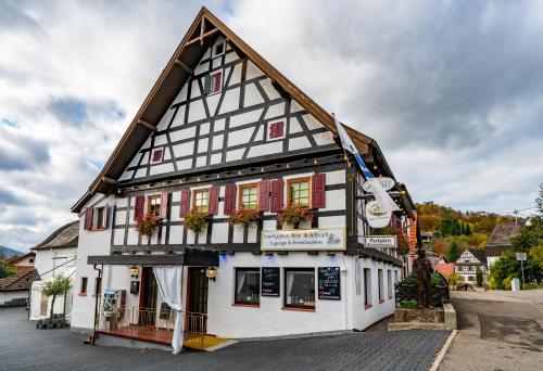 Auberge RISA Hotels - Landgasthaus Zum Kreuz Moosbronner Straße 9 Gaggenau