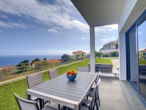 Villa Rising Sun Villa by MHM Rua Dr. Clemente Tavares 20 Eiras Velhas
