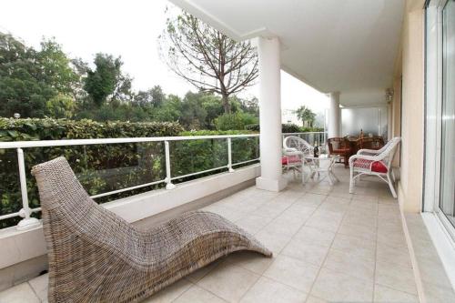 Appartement Riviera Golf de Barbossi Indiana 221 Avenue Bagatelle Mandelieu-la-Napoule