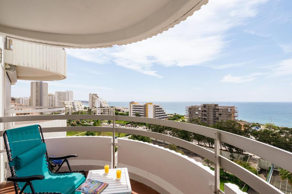 Appartement Rocha Seaview by Encantos do Algarve - 810 Rua dos Três Castelos, 8500-353 Portimão