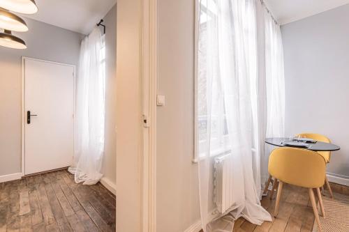 Appartement Roi soleil, face à la Cathédrale - 2G 69 Rue Libergier Reims